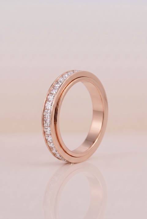 The Dainty Square-Cut Spinning Ring Rose Gold