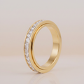 The Dainty Square-Cut Spinning Ring Gold
