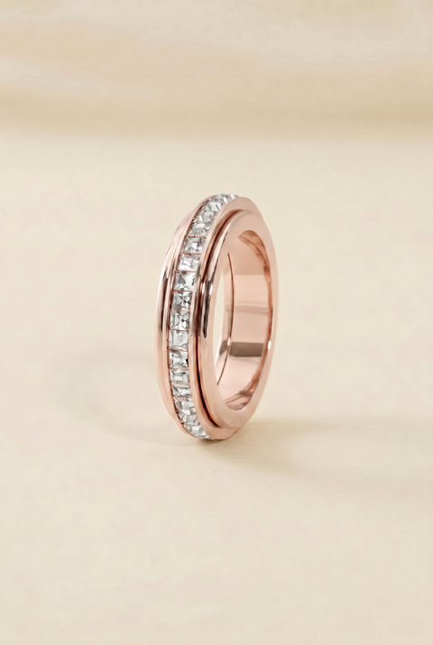 The Radiant Square-Cut Spinning Ring Rose Gold